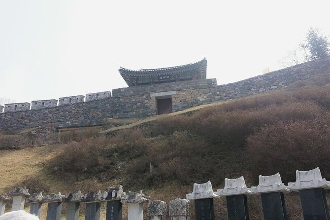 3-Day Korea Western course by K-shuttle Tour from Seoul to Busan - Day 2: May 18th National Cemetery and the meaning behind the site
