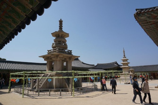 3-Days 2-Nights Gyeongju UNESCO Sites & Busan City [Private Tour from Seoul] - Day 1 in Gyeongju: Silla power, then astronomy and royal pools