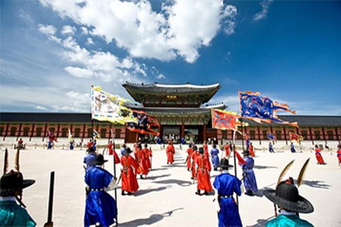 3D Private Seoul Highlight tours with DMZ & Korean Folk Village - Day 1: Gyeongbokgung, Insadong, Bukchon, N Seoul Tower, Jogyesa, and Gwangjang Market