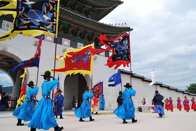 4 Hours Private tour with top attractions in Seoul - Who this tour fits best