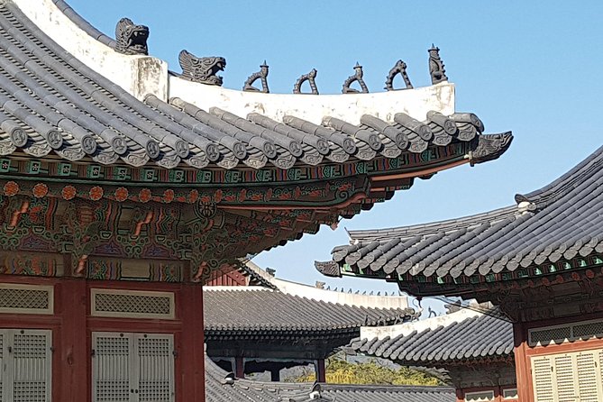 Best Walking Tour to Gyeongbok Palace Bukchon Hanok Village - National Folk Museum of Korea: 98,000 Artifacts, Focused Visit