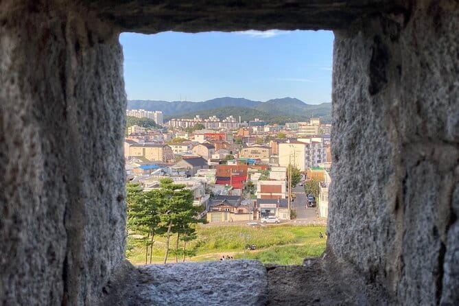 Beyond Seoul: Starfield Library, Hwaseong Fortress & Cave Quest - A Suwon day that actually feels like a day out