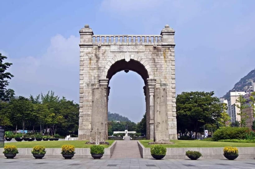 Blood & Tears: Korea Dark History Guided Walking Tour - Should You Book Blood & Tears: Korea Dark History?