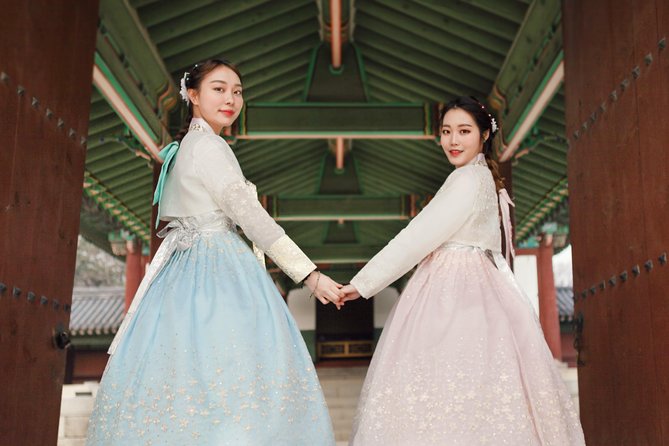 Changdeokgung Palace Hanbok Rental Experience in Seoul - Hair Styling and Accessories: Free Polish, Extra Options