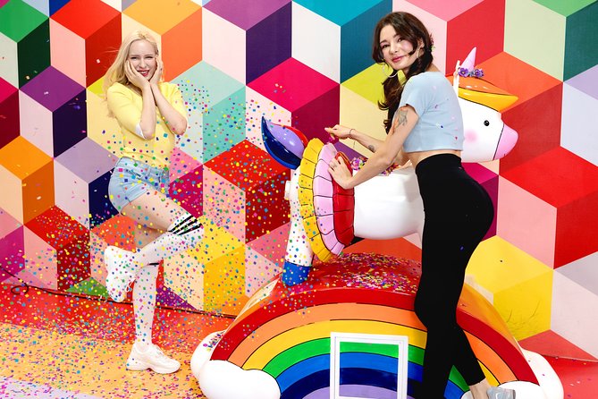 Color Pool Museum - Small Group Feel: Max 10 People for a More Comfortable Visit