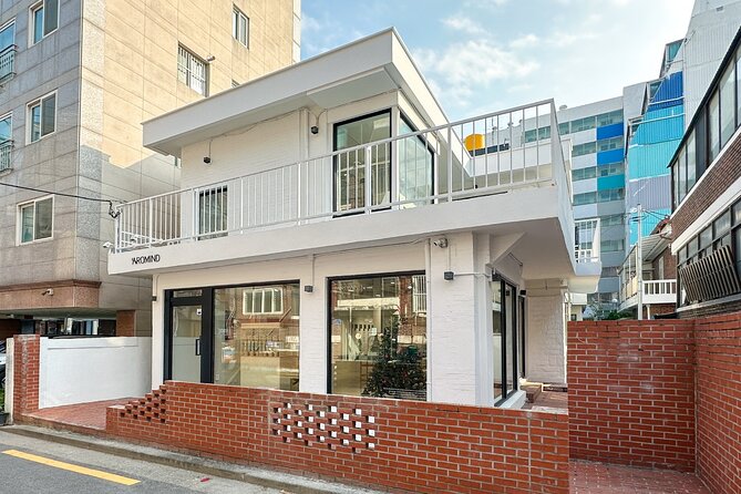 Create Your Own Luxury Niche Perfume in Hongdae - The Main Event: Blending With 30 Natural Scent Bases