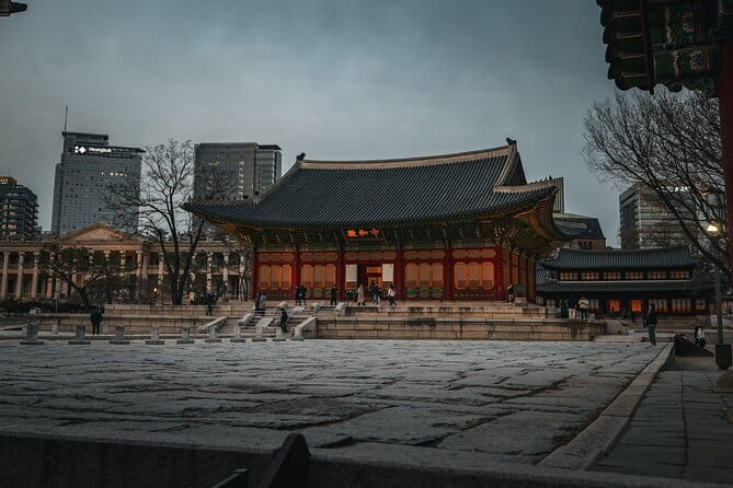 Day Tour of Suwon Hwaseong Fortress Starfield Waujeongsa Temple - Time, pacing, and what to pack for an 10–11 hour day