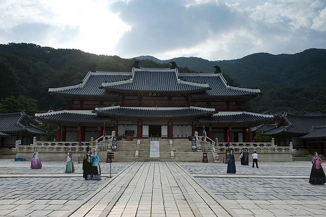 Day Trip to Yongin Daejanggeum and Korean Folk Village from Seoul - Duty-Free Center Stop: Quick Shopping on the Return to Seoul