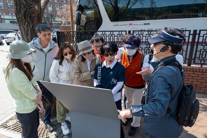 Deoksugung & Jeongdong-gil: A Walk in Korea's Rich Heritage - Jeongdong Theater: A Rest Stop With Cultural Content