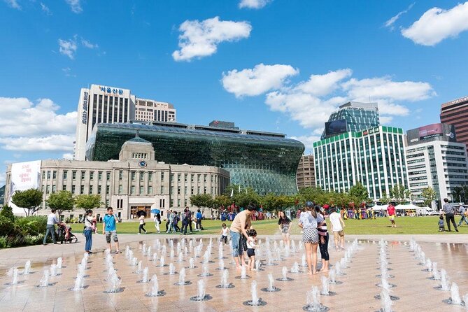 Discover Seoul: Local Life and History - Seoul City Hall and Gwanghwamun: getting oriented fast