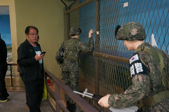 [DMZ Private Full day Tour] & The War Memorial include Lunch - Lunch at a traditional Korean restaurant: where the day slows down