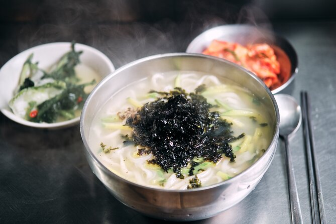 Downtown Seoul Guided Food & Market Tour with 8+ Local Tastings - Group size, pacing, and how to make it pleasant