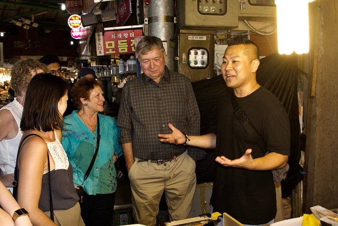 Drinking and Eating through the Alleys of Seoul - Where You Meet and Where You’ll End Up