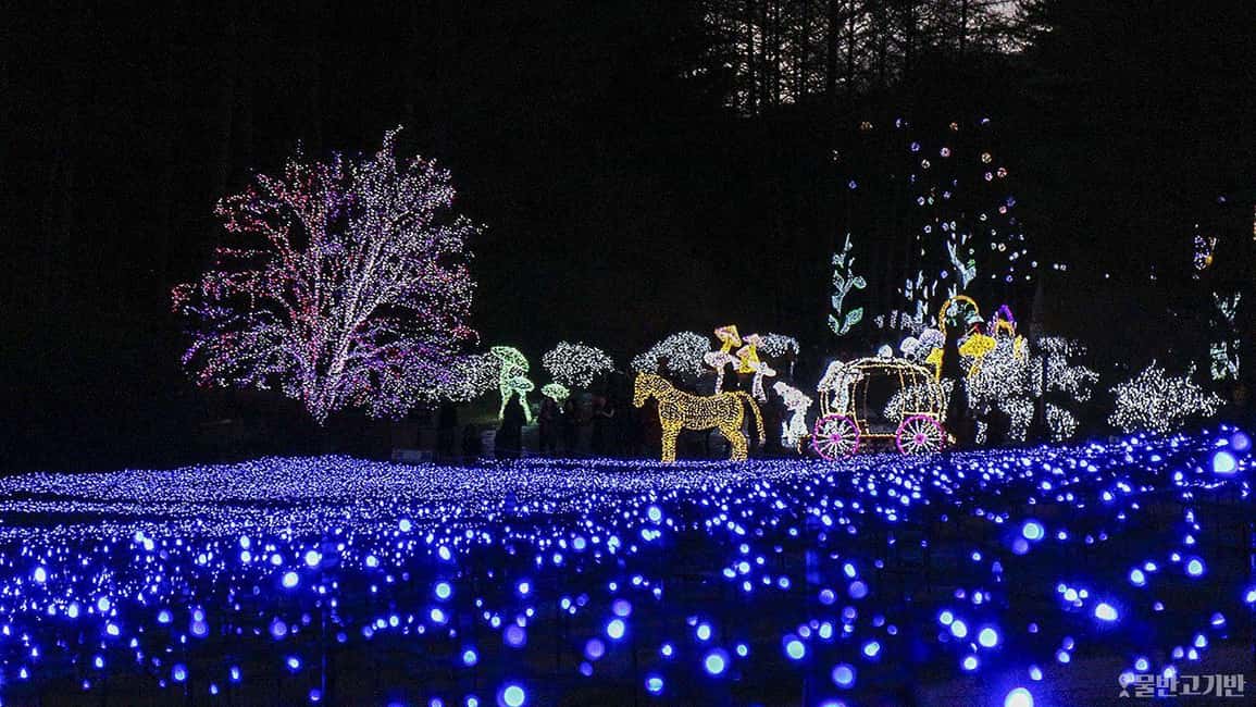 From Seoul: Hwacheon Ice Fishing and Lighting Festival Tour - Getting there from Seoul: coach time that you should plan for