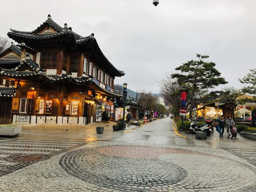 From Seoul: Korea Spring Cherry Blossom Day Tour - Seoraksan National Park: The Hike Portion That Changes the Day