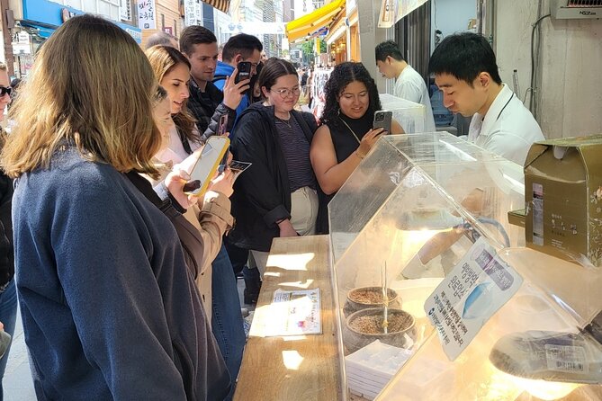 Gwangjang market Netflix Food Walking Tour with Insadong - Weather, comfort, and the one thing that can change everything