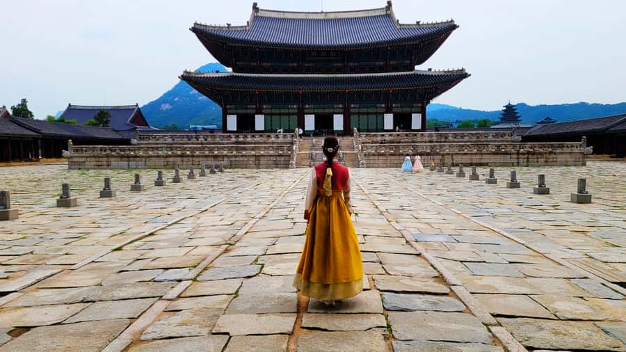 Gyeongbokgung Palace, Jogyesa Temple and Bukchon village - Key Highlights You’ll Feel Right Away