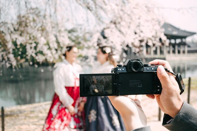 Hanbok Photoshoot and History Tour at Gyeongbokgung Palace - A K-drama in Hanbok: what this tour really feels like