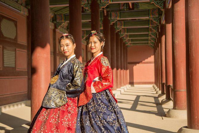 Hanbok rental, hanbok experience - Pick up your hanbok in Jongno, near public transit