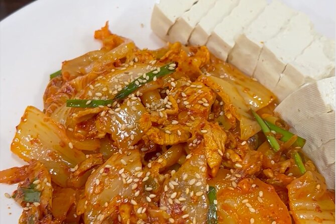 Hidden Street Food food tour in Seoul - Namdaemun Market stop: 24/7, two street snacks, and zero guesswork