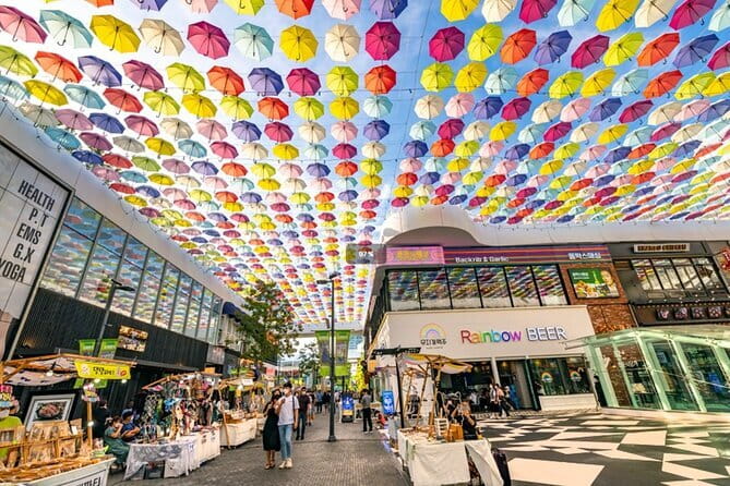 Incheon Highlight - Private One Day Tour - Triple Street in Songdo: the reclaimed-city signature block