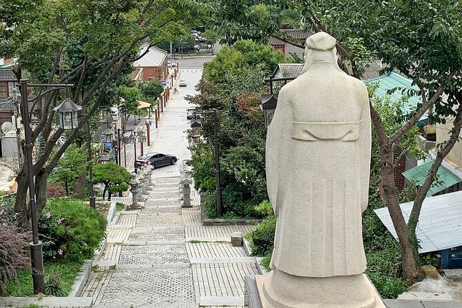 Incheon Port History Tour by 19th Century Electric Car, KTourTOP10 - Stop-by-stop: from the red-brick art platform to the open-port stairs
