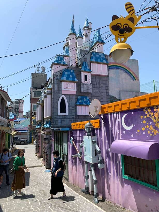 Incheon: Sunset Beach & China/Japan Town & Inspire Resort - Wolmi Theme Park: Disco Pangpang and Vikings for real thrill time