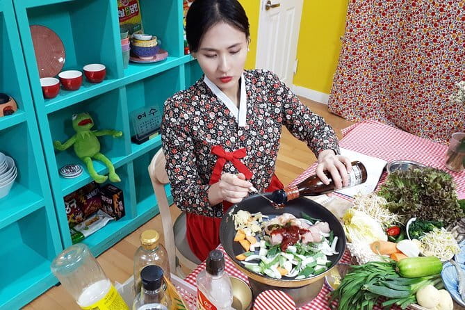 Korea Cooking Class with 3 stars Michelin Chef & Content creators - Who This Seoul Class Fits Best