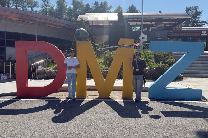 Korea DMZ Private Tour with War Memorial Tour as Service - The guide makes the difference: names like John, Dylan, Julie, Brian, and Chuck