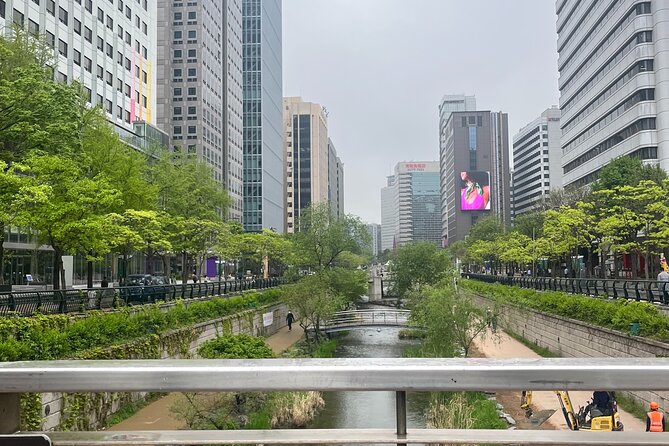 [KoreaByLocal] Authentic Seoul Night Walk and Chicken & Beer - Should you book this Seoul night walk and chimaek stop?
