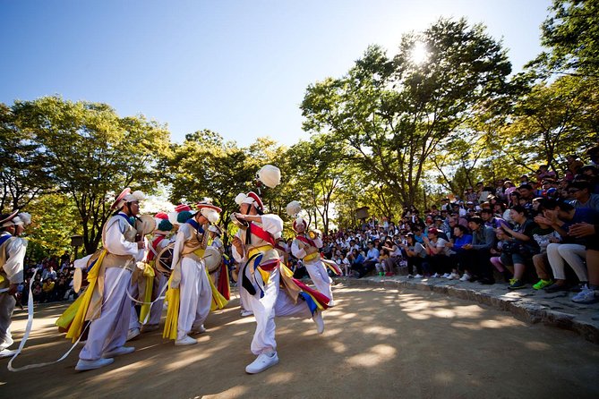 Korean Folk Village and Suwon Hwaseong Fortress Day Tour(EG Tour) - Tour logistics that actually affect your day: mobile ticket, group size, and pacing