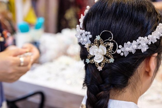 Korean Hanbok Rental Shop - Using the Big Perk: Free Gyeongbokgung Palace Admission