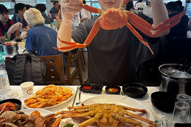 Korean Market Adventure with Chef Yie - Noryangjin Fish market - Crab at Noryangjin: How the Extra Cost Works (and How to Handle It)