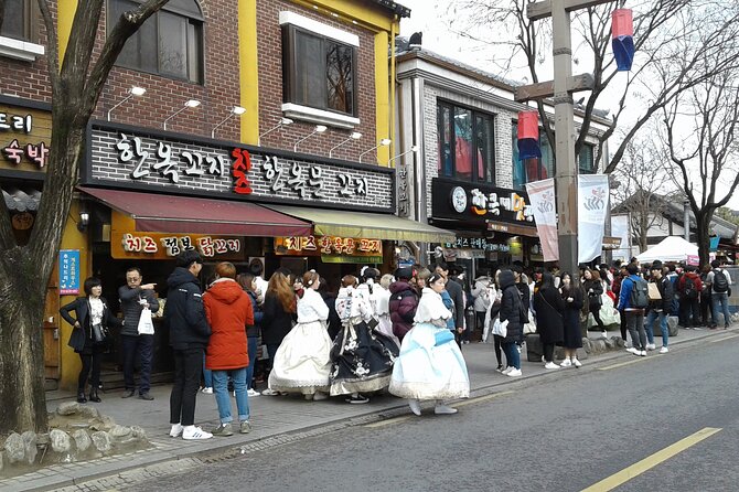 Maisan Cherry Blossom and Jeonju Hanok Village - Jeonju Hanok Village: 800+ Hanok Houses and the Joy of Walking Slow