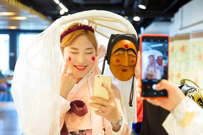 N Seoul Tower Hanbok Rental - The 3-Hour Flow: From Dressing Room to Photo Stops