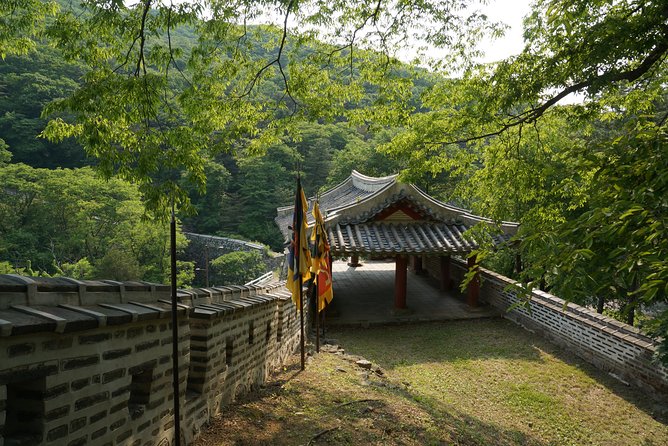 Namhansanseong UNESCO Historical Sites and Korean Folk Village-Private Tour - How much walking should you plan for?