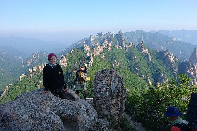 One-Day Tour for stunning Mt.Seoraksan from Seoul - Who should book this private Seoraksan tour
