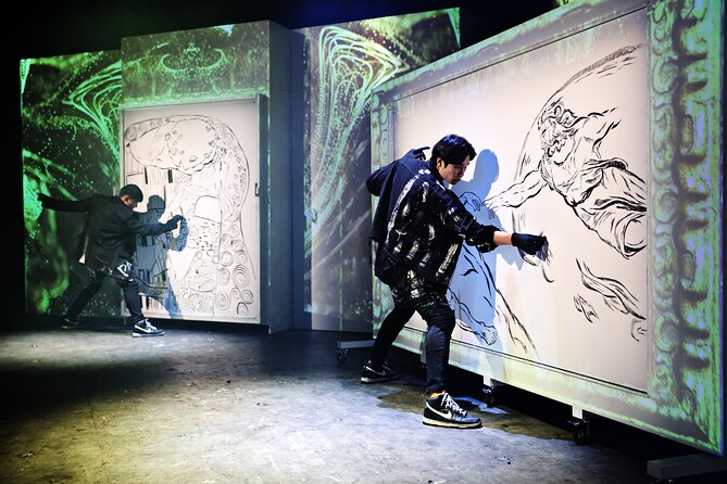 Painters Show in Gwanghwamun Theater (nearby Seodaemun station) - Crowds, cold seats, and choosing the right night
