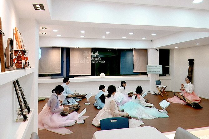 Play Gayageum in Hanbok Cultural Experience in Bukchon - Don’t Miss the Second Option: Crafting Your Own Gayageum Version