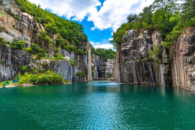 Pocheon Art Valley, Garden & Fruit Picking Day Tour from Seoul - Key highlights at a glance