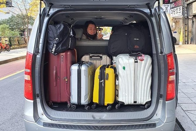 Private Airport Transfer: Gimpo Airport to Seoul City (1-5 pax) - Vehicle Comfort and Luggage: Fit It Before You Show Up