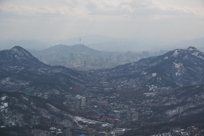Private Bukhansan Hiking Tour (More Members Less Cost per Person) - Pickup, Mobile Tickets, and Staying Close to Transit