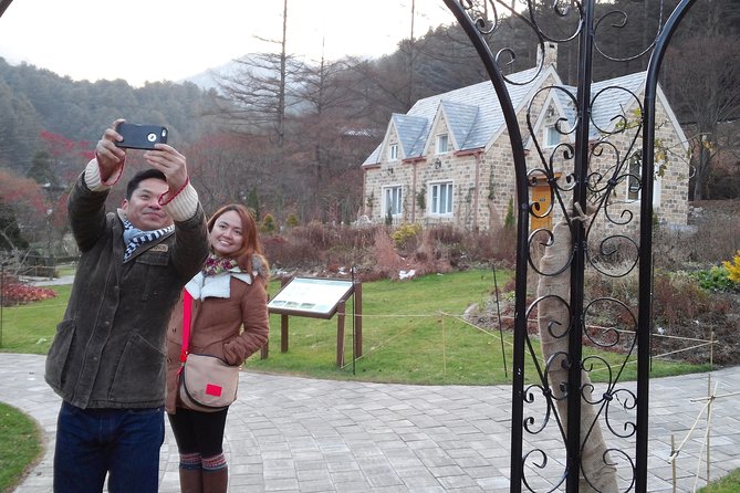 Private day tour Korea(Seoul trip) with Professional Photographer - How the Private Seoul Photo Day Works (and what your $390 covers)