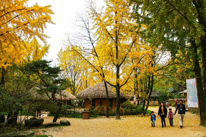Private Day Trip to Korean Folk Village and Hwaseong Fortress - Korean Folk Village (Min Sok Chun): Everyday Korea Into the 1970s