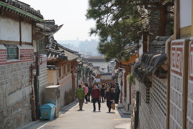 Private English Speaking Driver in Seoul: Airport Service Available - How your 8-hour route can be built (and how to use that power)