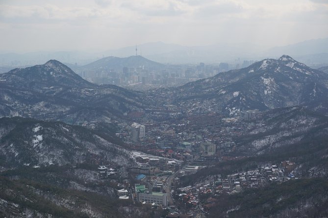 Private Hiking to Bukhansan & Korean Style Spa(Include Lunch) - Timing, pickup, and what to pack for an easy-to-moderate climb