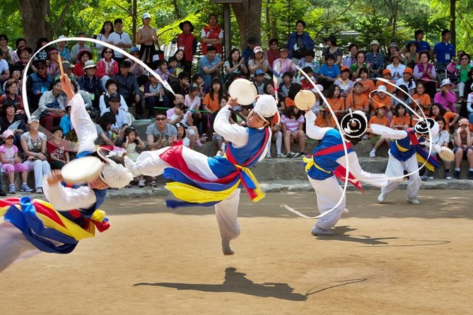 Private Korean Folk Village, Suwon Starfield Libarary&Hwaseong - Good fit for families, history fans, and stair-savvy schedules