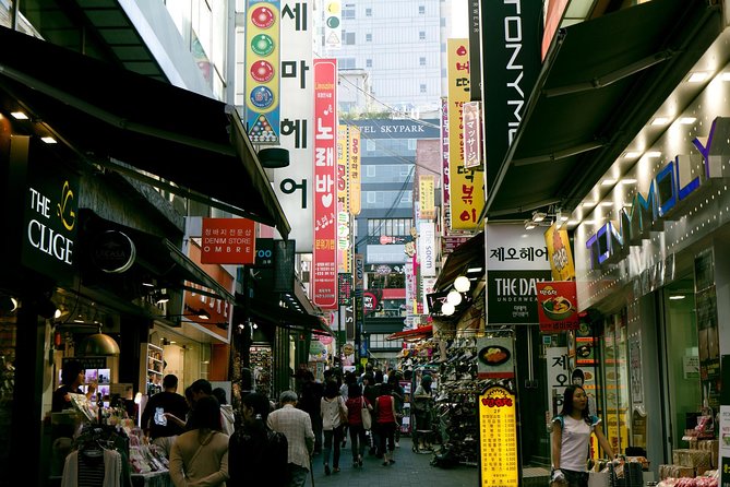 Private Seoul City Tour - Insadong Street: craft shops, tea houses, and hanbok shopping time