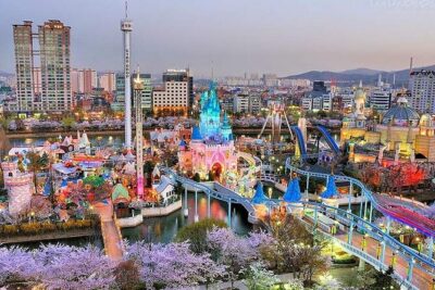 Private tour Lotte World,Tower,Aquarium(All Tickets are included) - Gangnam Style and Youngdongdaero COEX: Start With a Fun Photo Moment