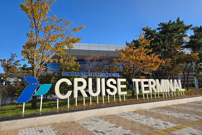 Private Transfer Incheon Cruise Terminal from and to Seoul - Finding your driver: name sign, vehicle info, and WhatsApp timing